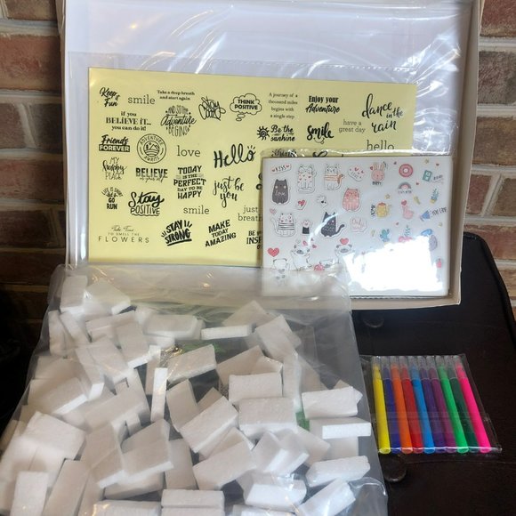 NIB Hapinest DIY Wall Collage Picture Arts Collage - Picture 3 of 7